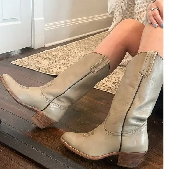 Frye Vintage Taupe Tan Leather Almond Toe Mid Calf Cowgirl Boots 9.5 - Picture 2 of 11